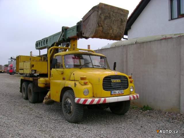 Tatra 148